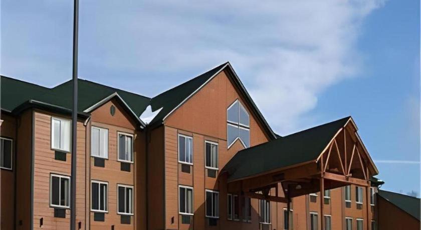Holiday Inn Express Munising-Lakeview Hotel By Ihg ภายนอก รูปภาพ