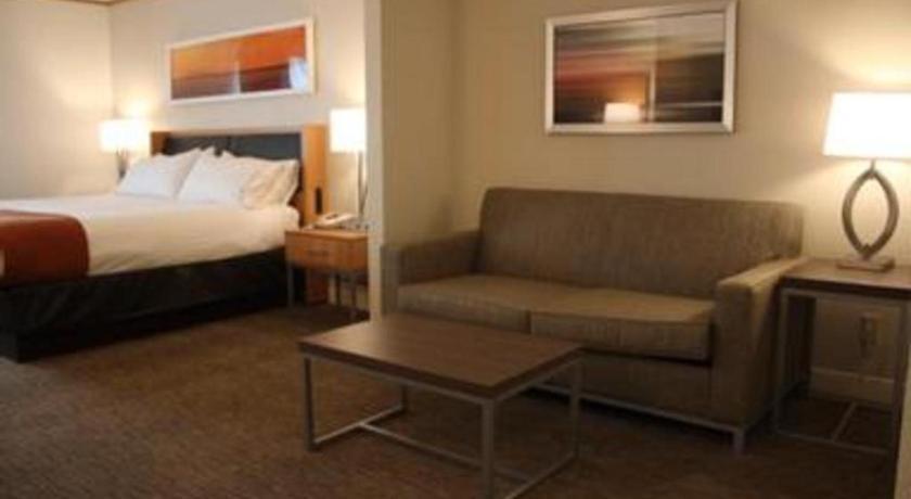 Holiday Inn Express Munising-Lakeview Hotel By Ihg ภายนอก รูปภาพ