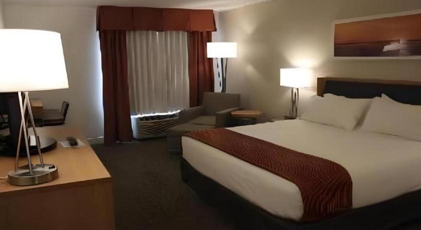 Holiday Inn Express Munising-Lakeview Hotel By Ihg ภายนอก รูปภาพ