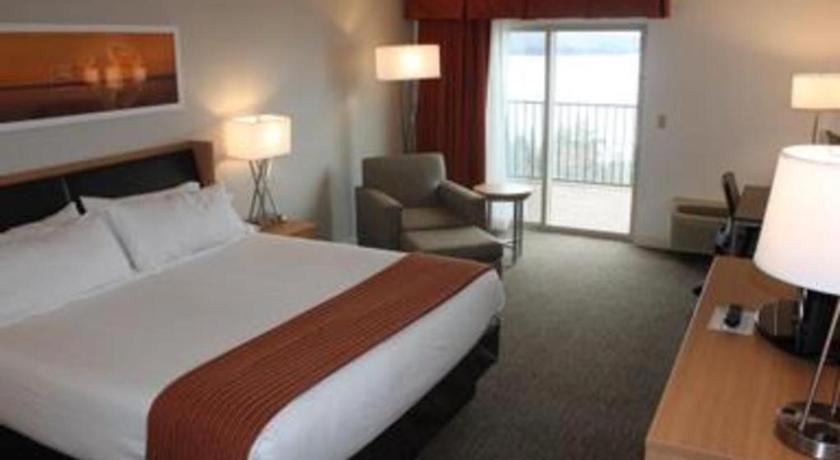 Holiday Inn Express Munising-Lakeview Hotel By Ihg ภายนอก รูปภาพ