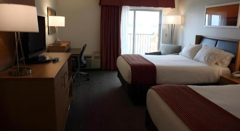 Holiday Inn Express Munising-Lakeview Hotel By Ihg ภายนอก รูปภาพ