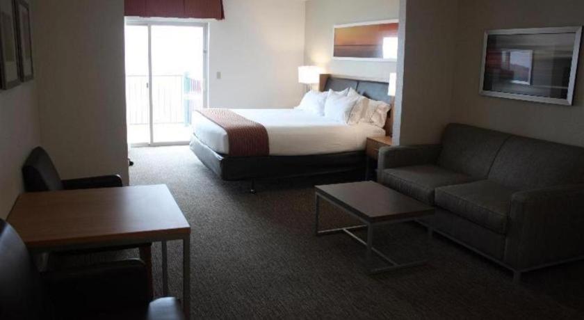 Holiday Inn Express Munising-Lakeview Hotel By Ihg ภายนอก รูปภาพ